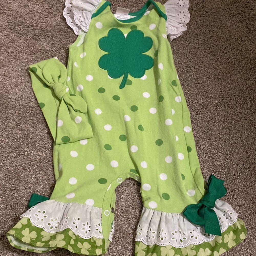 6/9 Ricrac & ruffle shamrock romper with matching